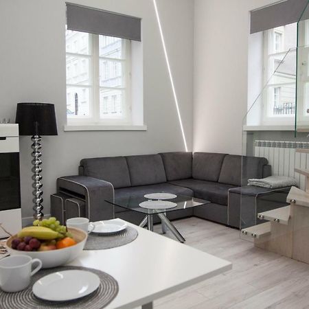 Apartament Mnw Varşovia Exterior foto