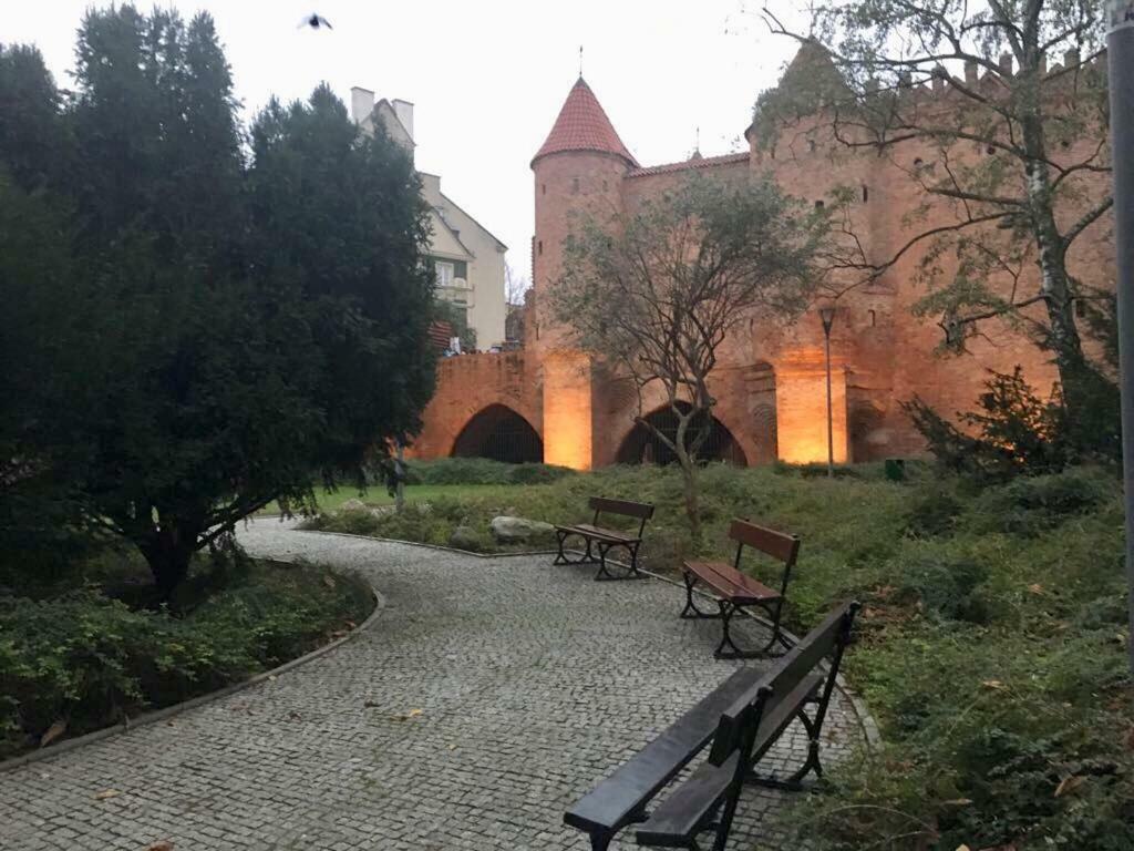 Apartament Mnw Varşovia Exterior foto