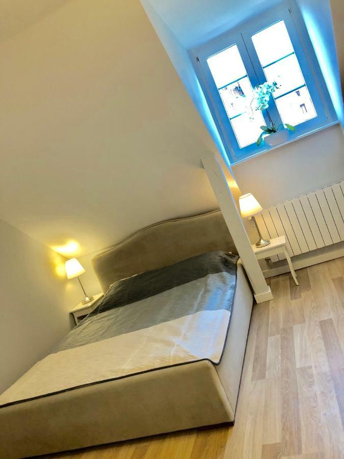 Apartament Mnw Varşovia Exterior foto