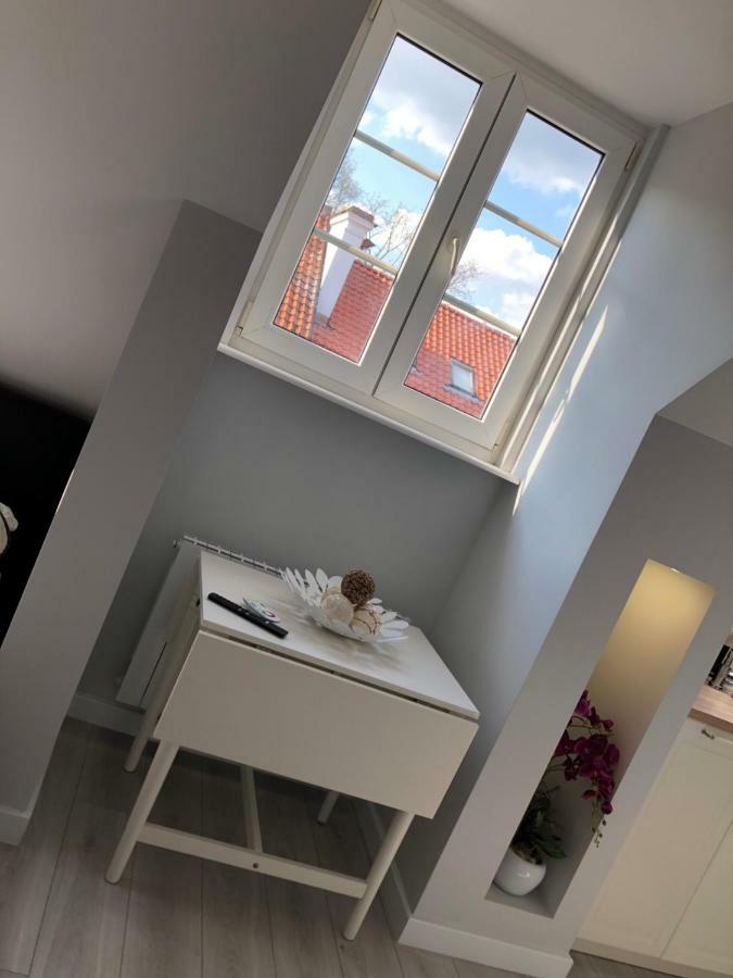 Apartament Mnw Varşovia Exterior foto